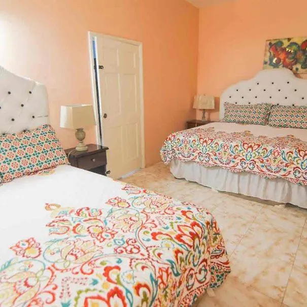 Dela De-Rose Guest House Negril Jamaica