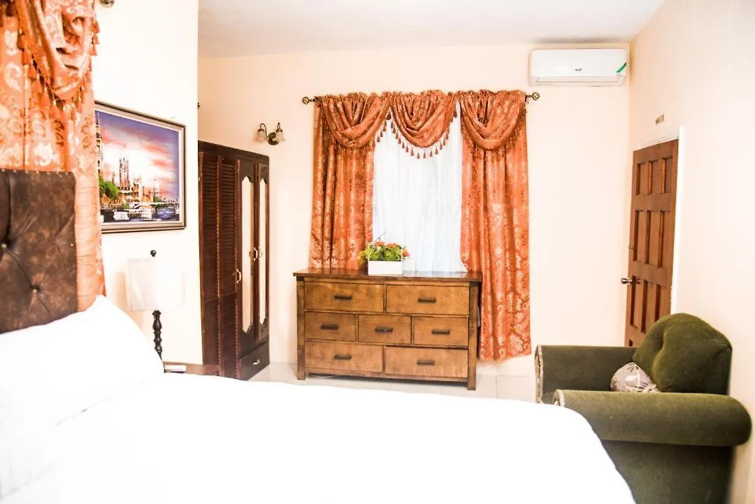 Dela De-Rose Guest House Negril Jamaica Jamaika