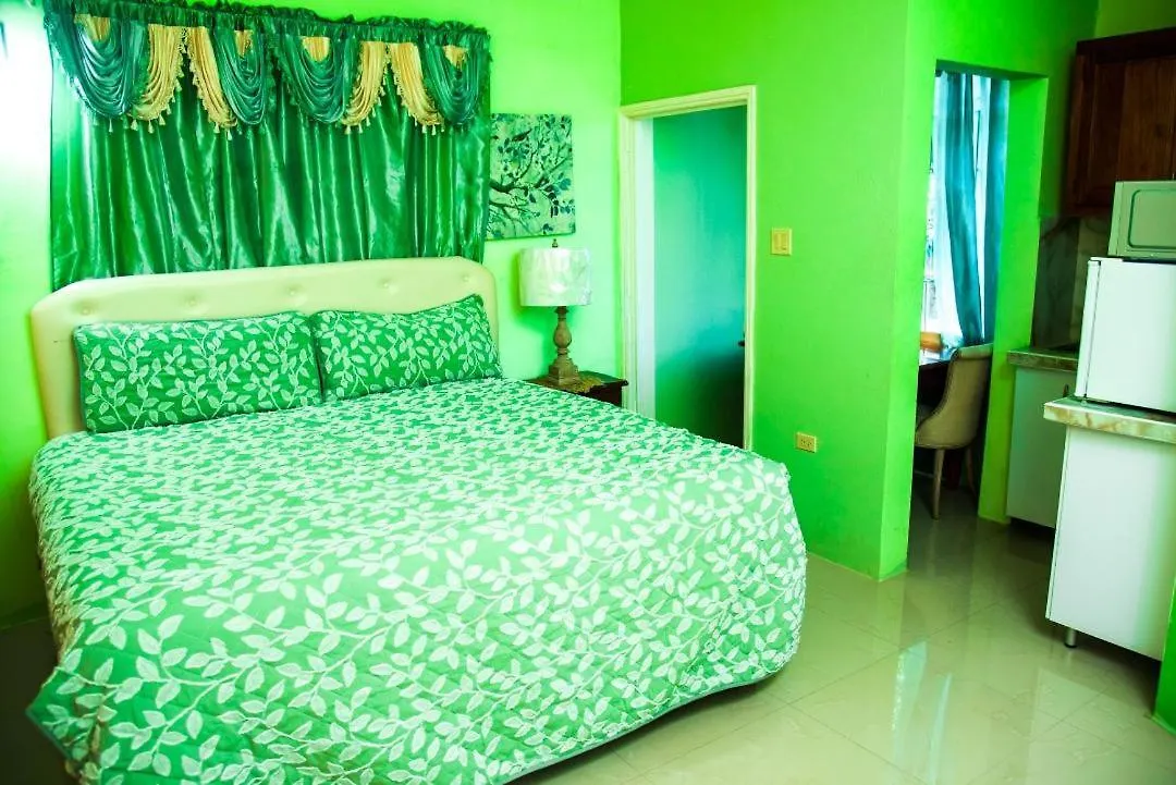 Dela De-Rose Guest House Negril Jamaica