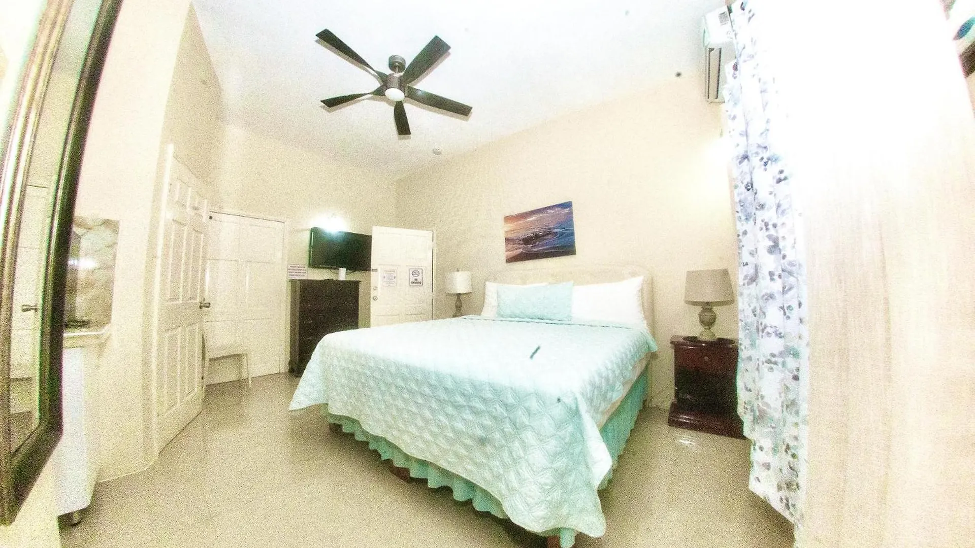 Dela De-Rose Guest House Negril Jamaica Jamaika