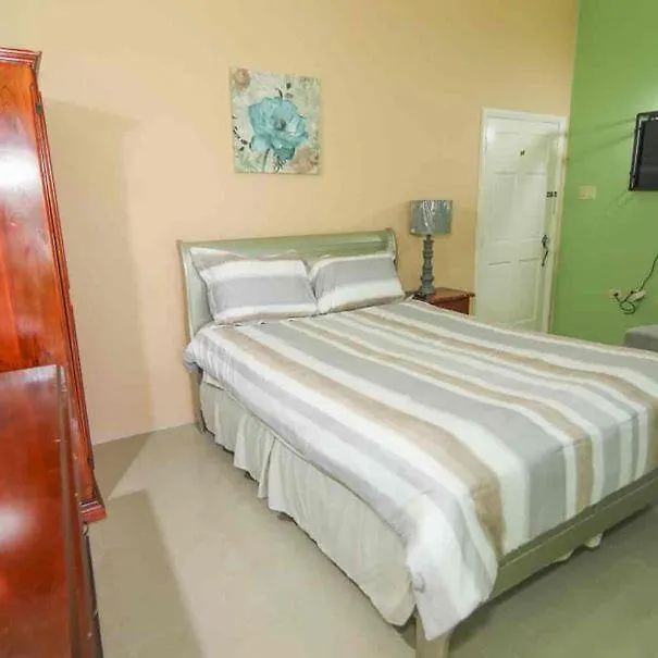 Dela De-Rose Guest House Negril Jamaica Jamaica