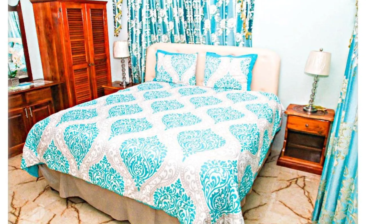 Dela De-Rose Guest House Negril Jamaica