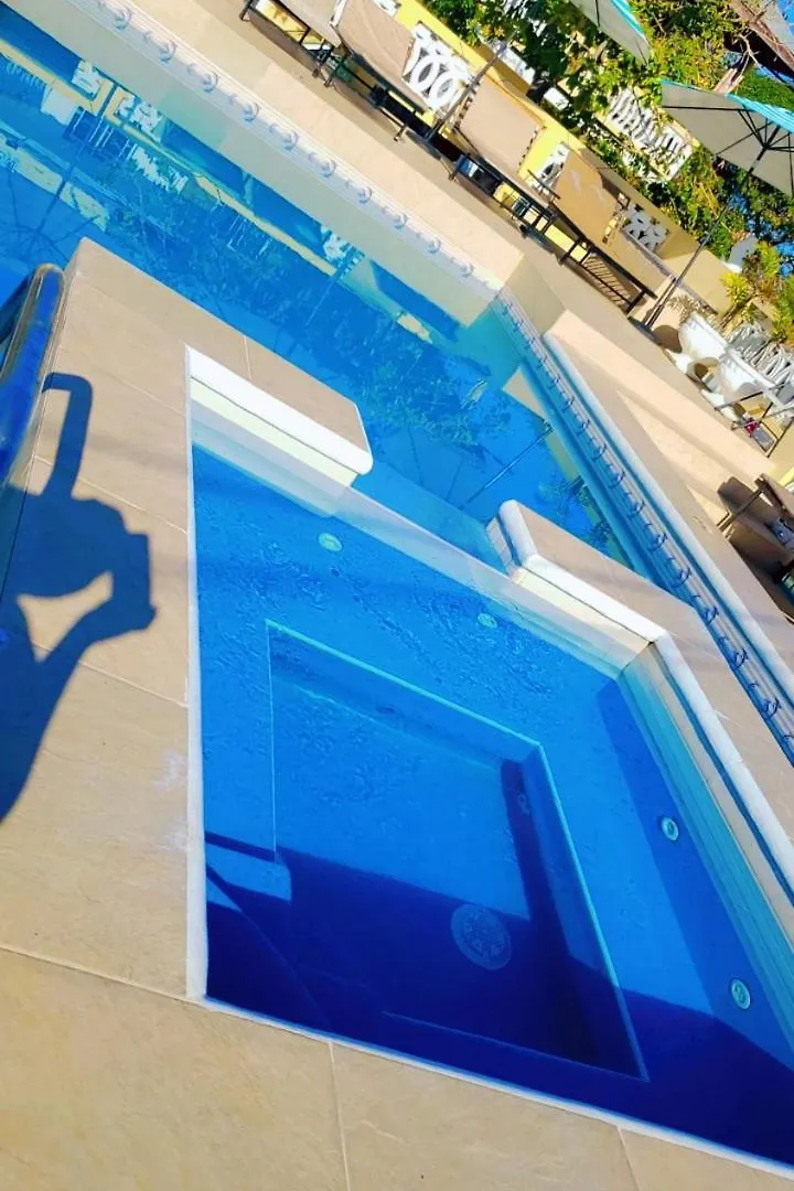 Dela De-Rose Guest House Negril Jamaica